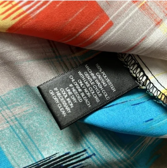 Multicolor Abstract Women's Top - Picture 6 of 6